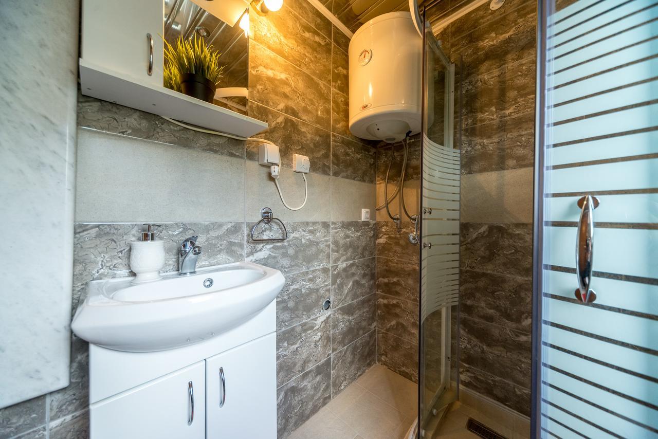 Lux Apartment In Downtown Belgrado Exterior foto